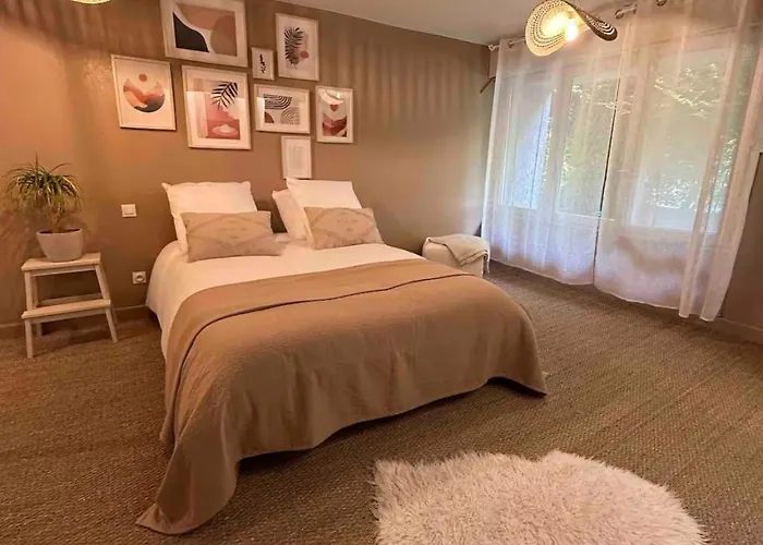 Vakantiehuis Maison Avec Grand Jardin Aubusson (Orne)