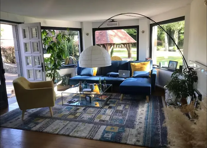 Maison Avec Grand Jardin Vakantiehuis